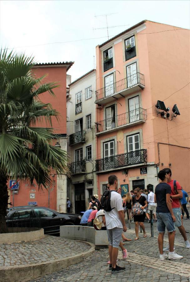 Apartamento S. Miguel Alfama Lisbon Bagian luar foto