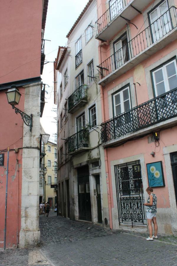 Apartamento S. Miguel Alfama Lisbon Bagian luar foto